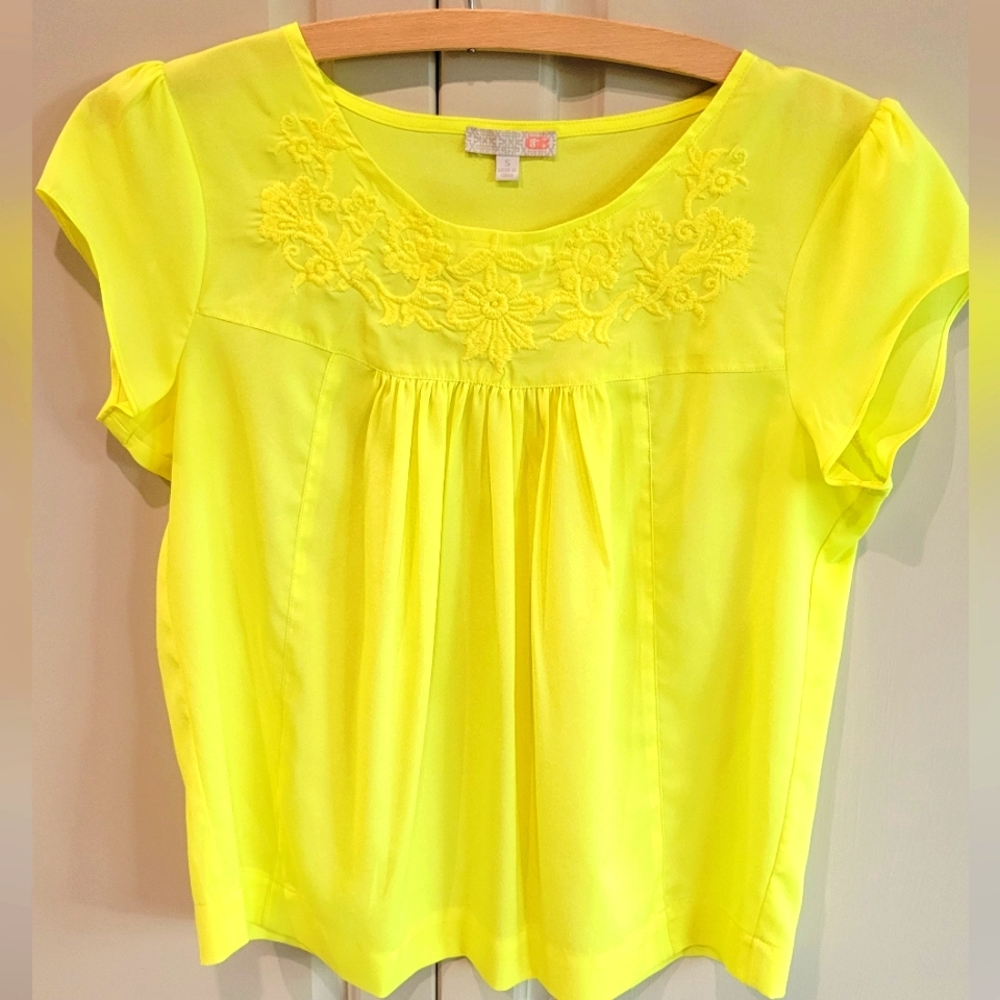 Embroidered Cap Sleeve Top Bright Yellow Size Small